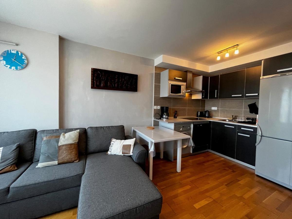 Charmant T2 Avec Cuisine Ouverte Pres De La Frontiere Espagnole, Ideal Pour Famille Ou Amis - Fr-1-239-740 Юрюня Екстериор снимка